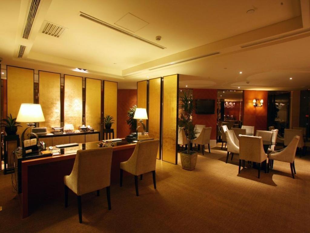 Huana Hotel Minhang Шанхай Экстерьер фото
