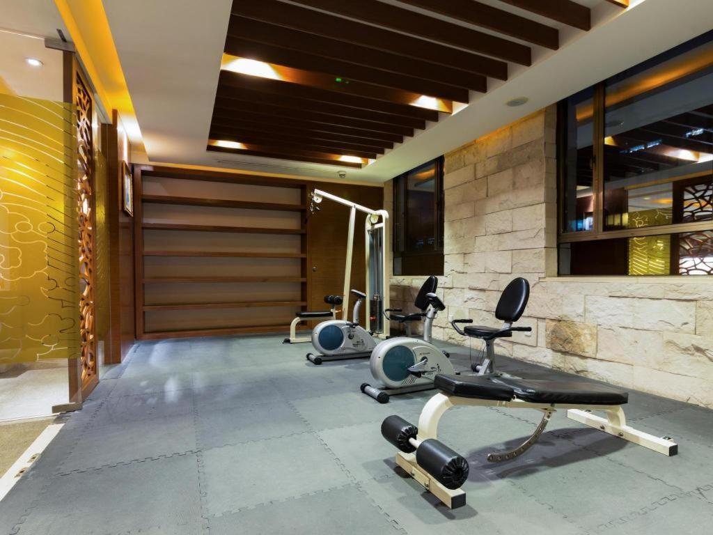 Huana Hotel Minhang Шанхай Экстерьер фото