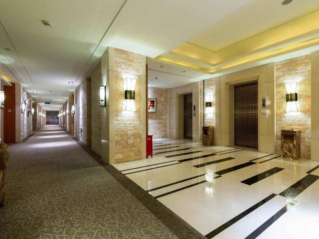 Huana Hotel Minhang Шанхай Экстерьер фото