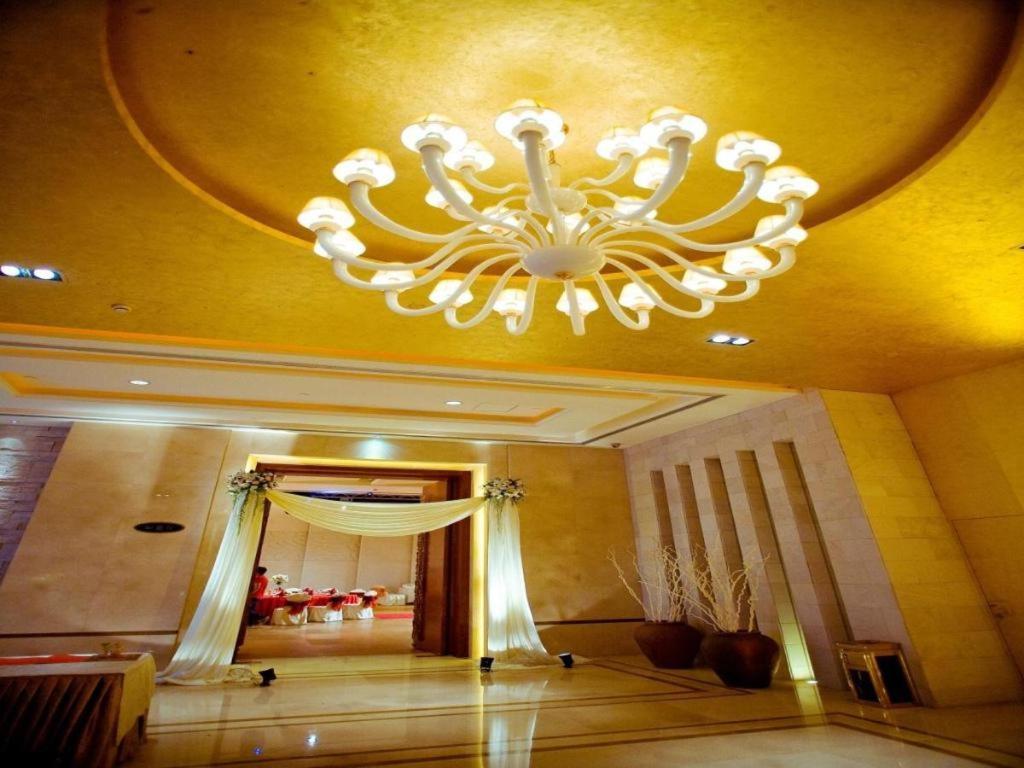 Huana Hotel Minhang Шанхай Экстерьер фото