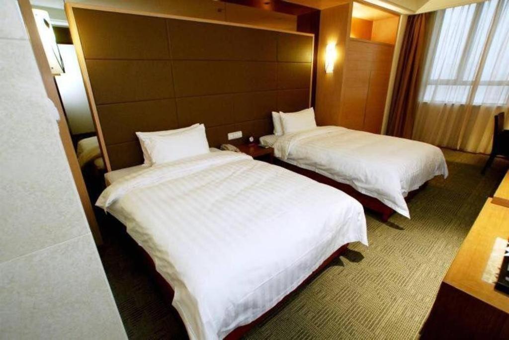 Huana Hotel Minhang Шанхай Экстерьер фото