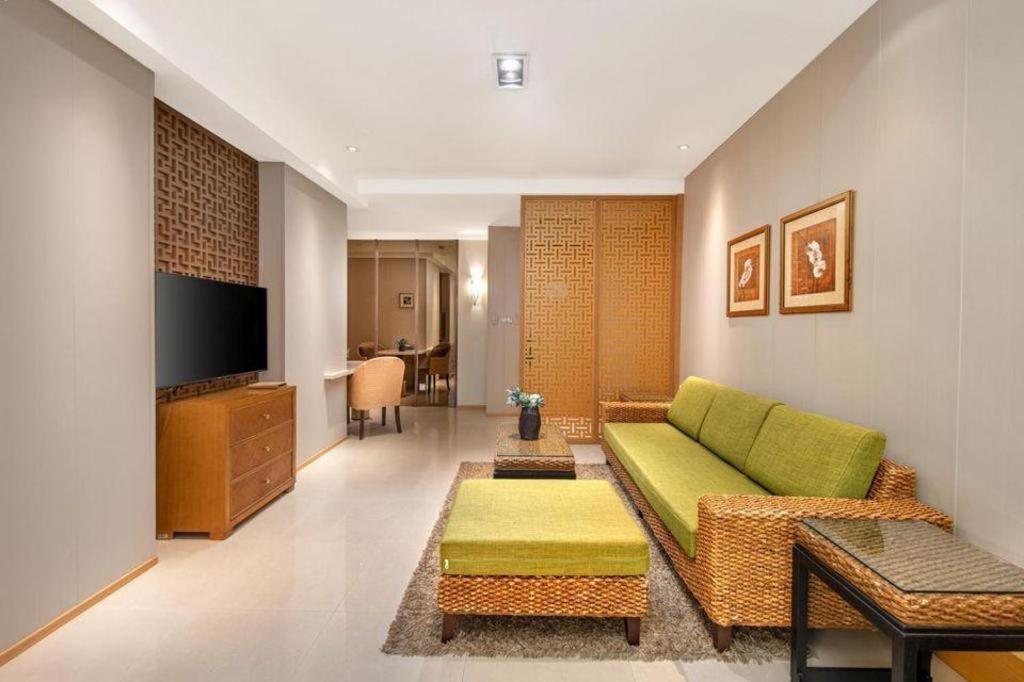 Huana Hotel Minhang Шанхай Экстерьер фото