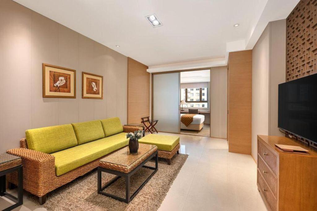 Huana Hotel Minhang Шанхай Экстерьер фото